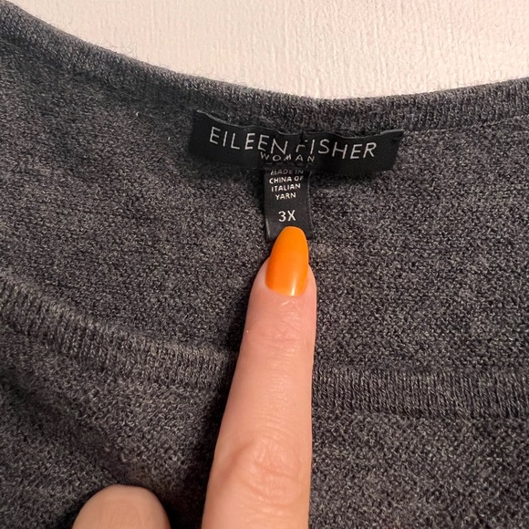 EILEEN FISHER 100% WOOL ITALIAN YARN GRAY TANK TOP 🤍 - Picture 2 of 3